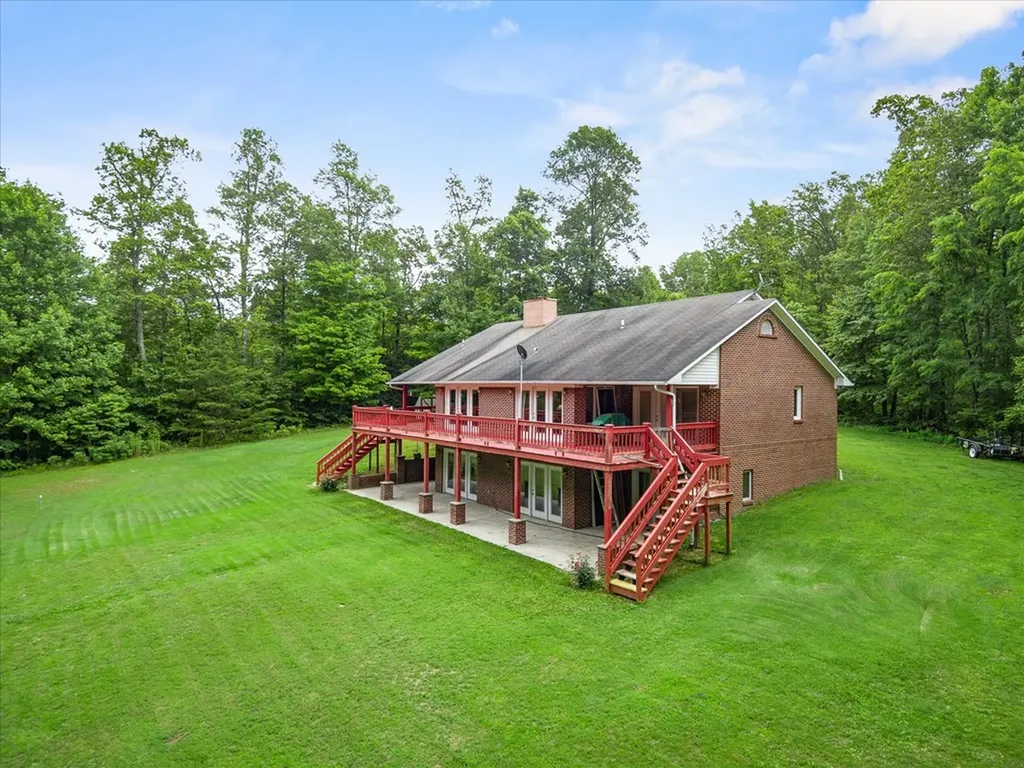 8631 Monterey Highway Monterey TN 38574-3205