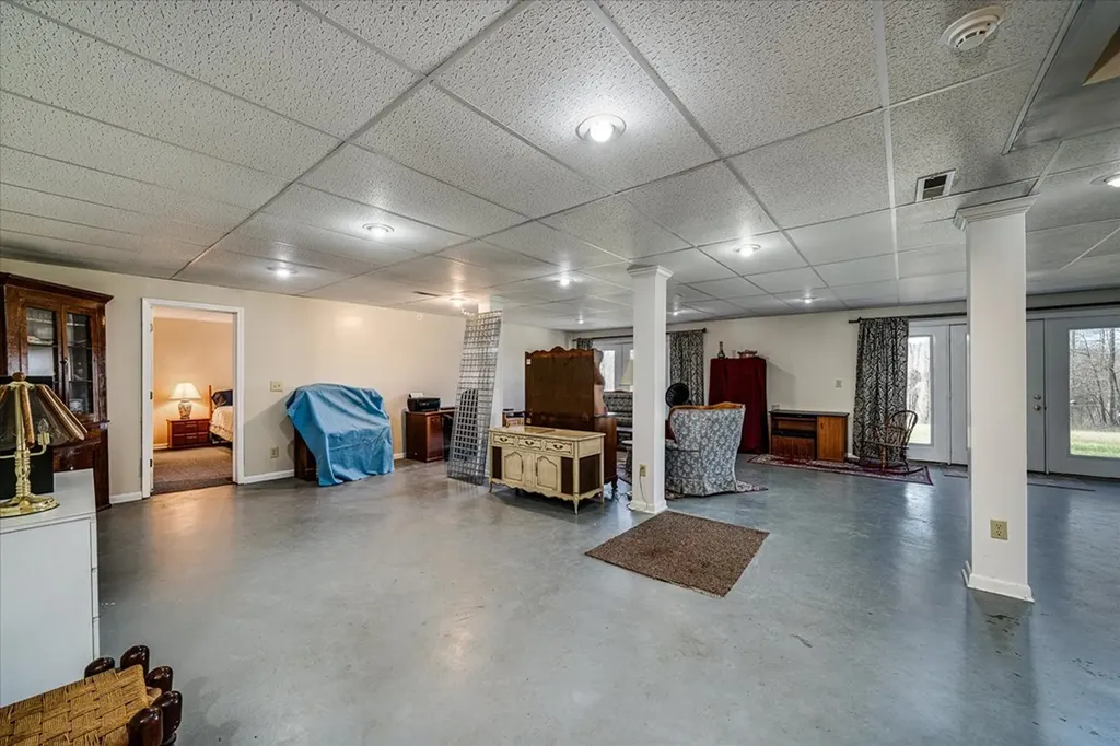 8631 Monterey Highway Monterey TN 38574-3205