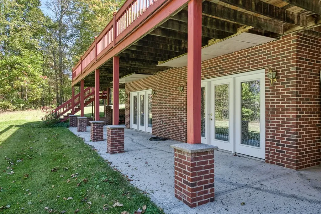 8631 Monterey Highway Monterey TN 38574-3205