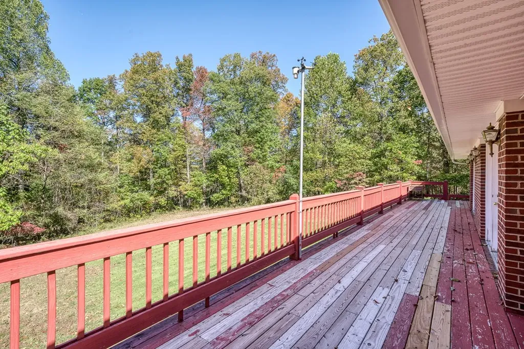 8631 Monterey Highway Monterey TN 38574-3205