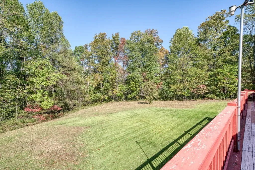 8631 Monterey Highway Monterey TN 38574-3205