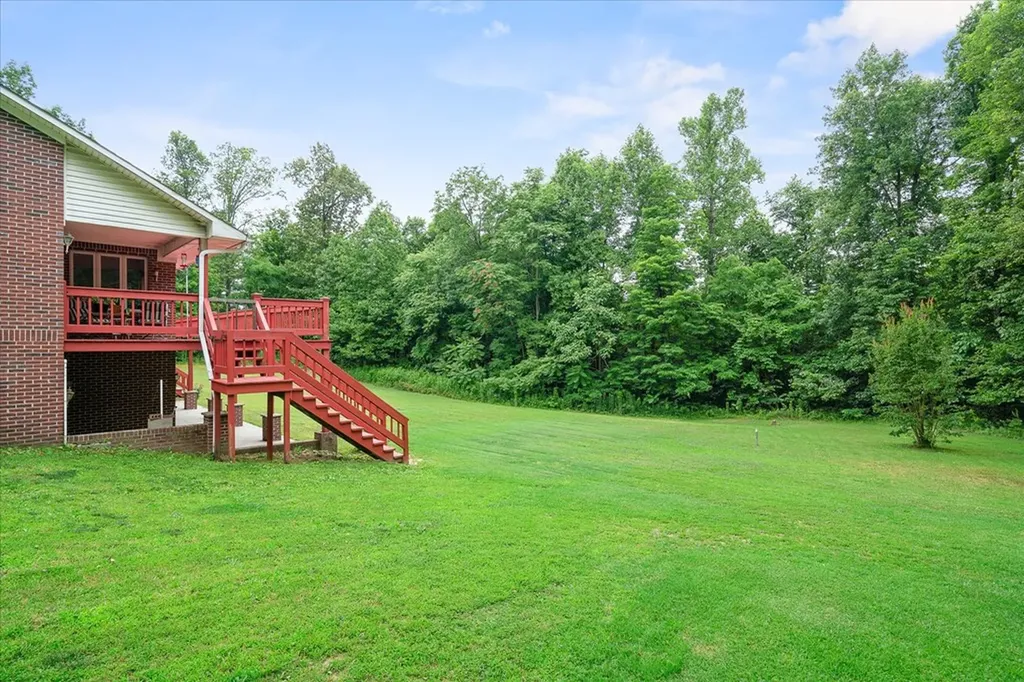 8631 Monterey Highway Monterey TN 38574-3205