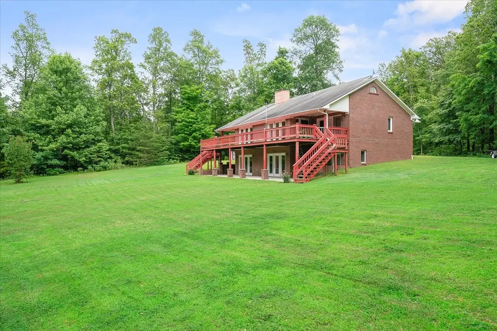 8631 Monterey Highway Monterey TN 38574-3205