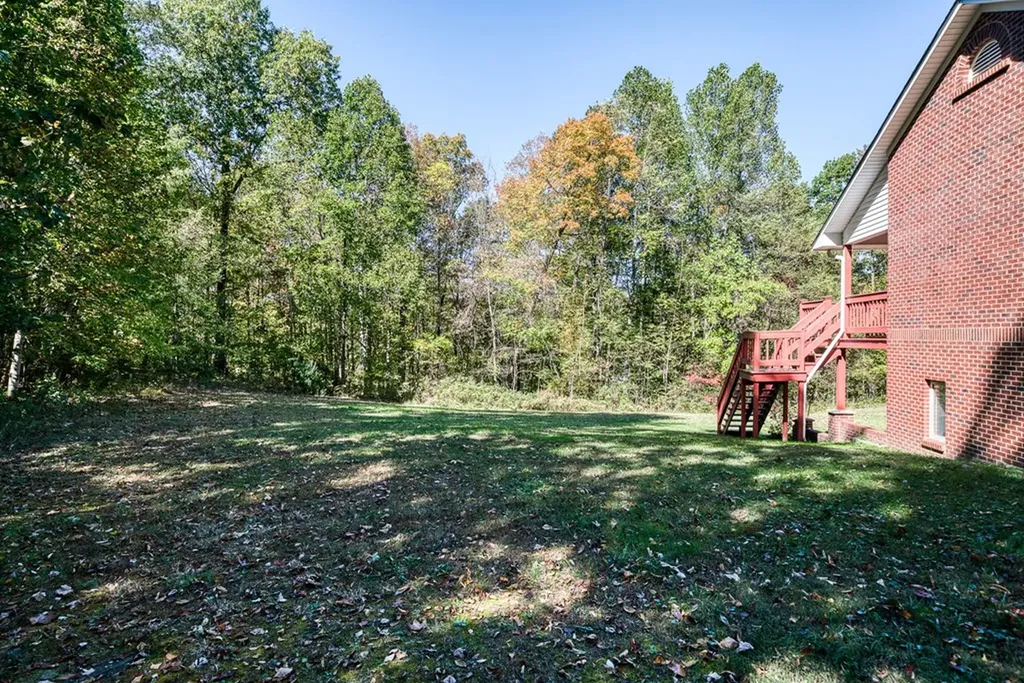 8631 Monterey Highway Monterey TN 38574-3205