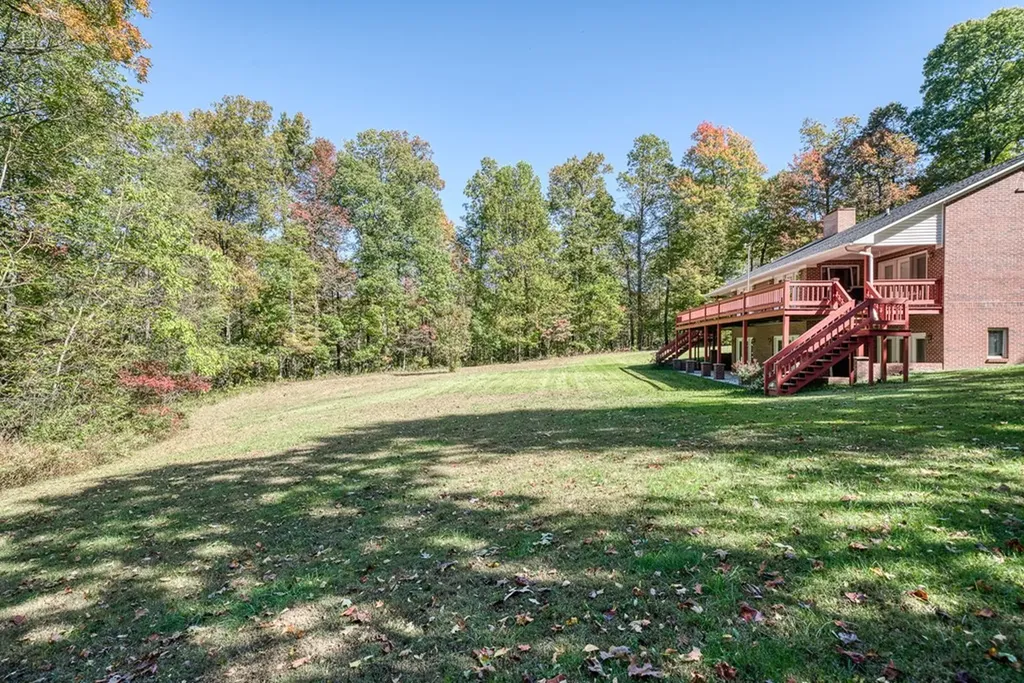 8631 Monterey Highway Monterey TN 38574-3205