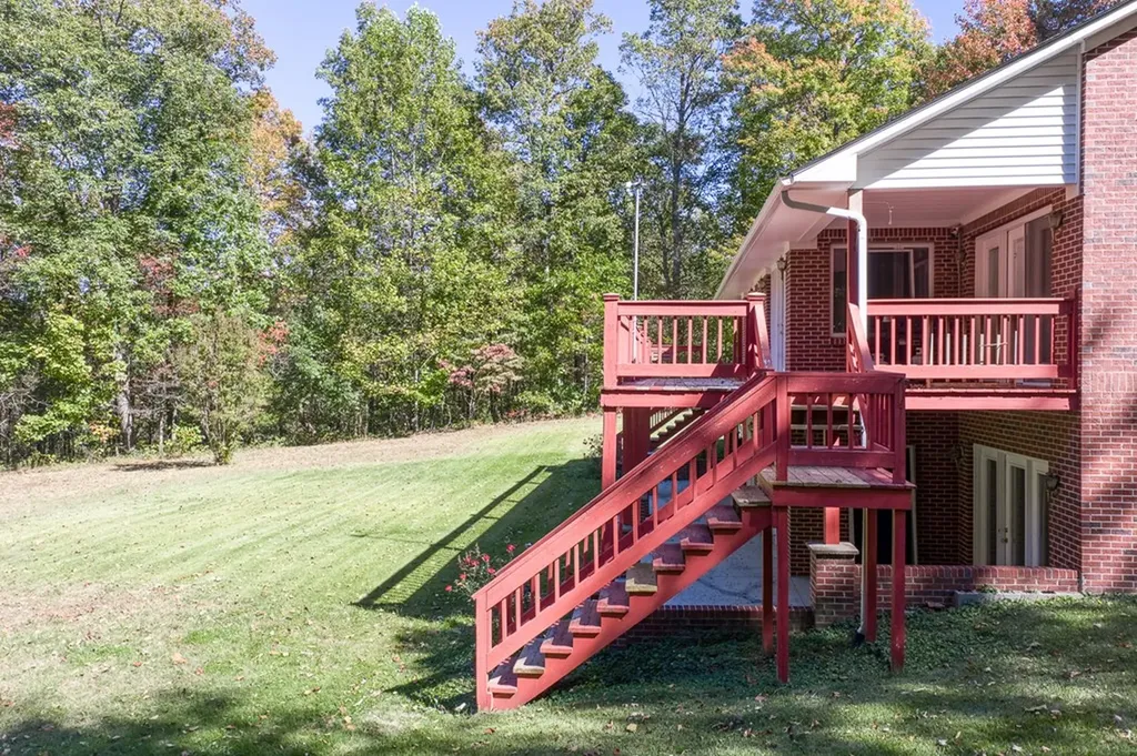 8631 Monterey Highway Monterey TN 38574-3205