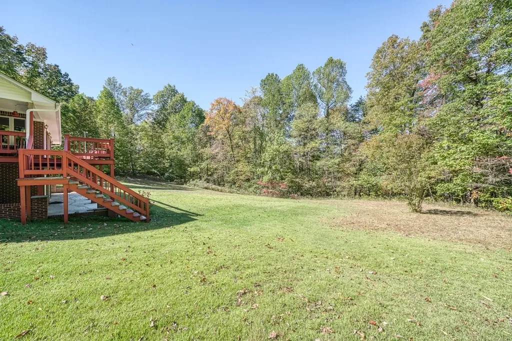 8631 Monterey Highway Monterey TN 38574-3205