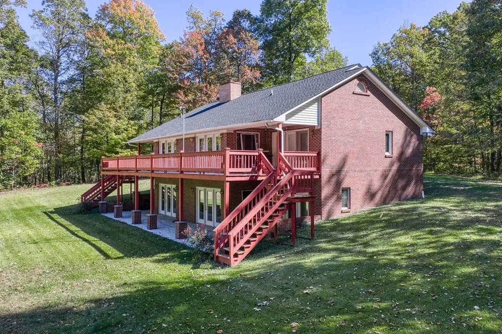 8631 Monterey Highway Monterey TN 38574-3205