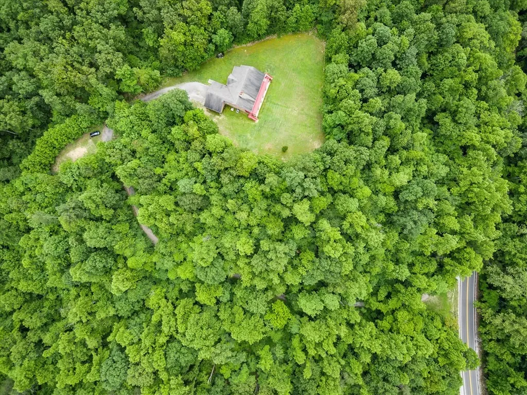 8631 Monterey Highway Monterey TN 38574-3205