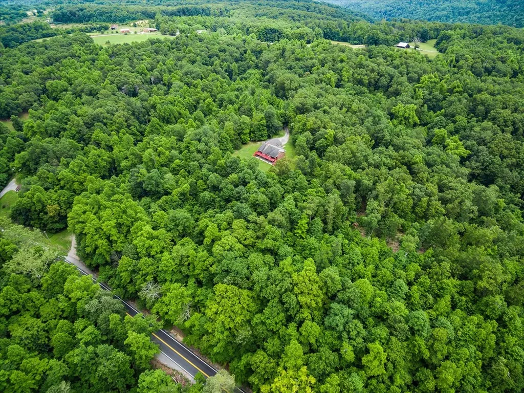 8631 Monterey Highway Monterey TN 38574-3205