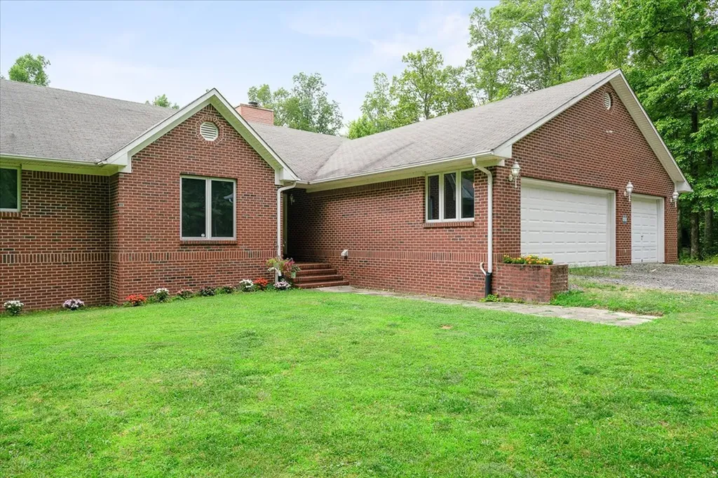 8631 Monterey Highway Monterey TN 38574-3205