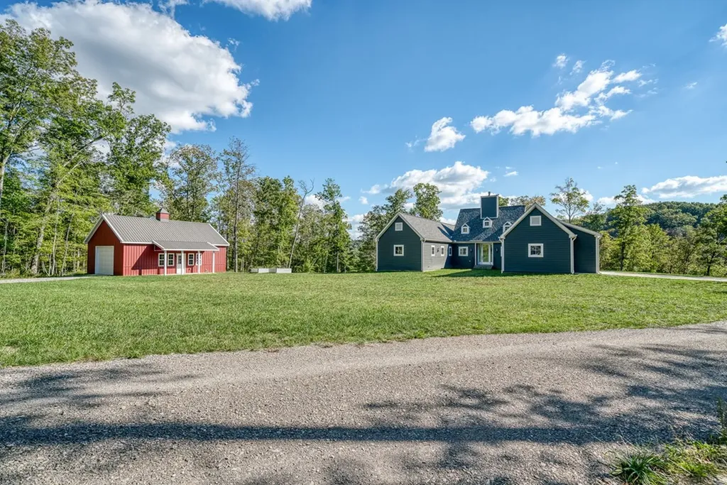 1499 Doe And Fawn Lane Crawford TN 38554