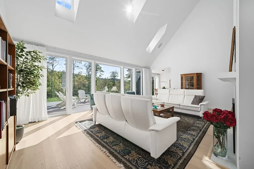 1499 Doe And Fawn Lane Crawford TN 38554