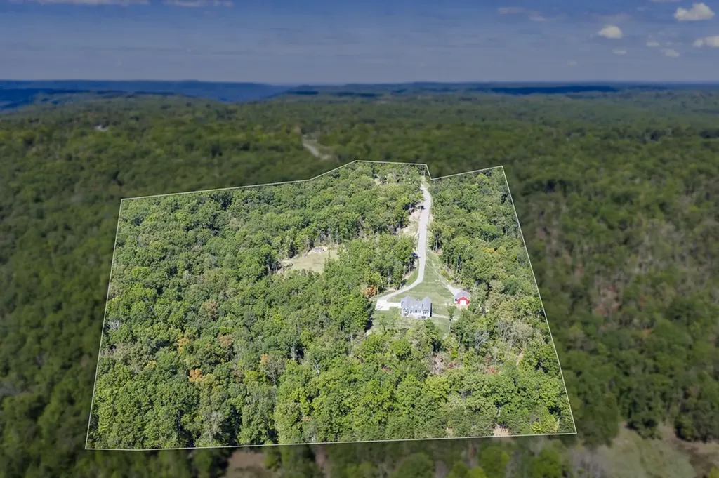 1499 Doe And Fawn Lane Crawford TN 38554