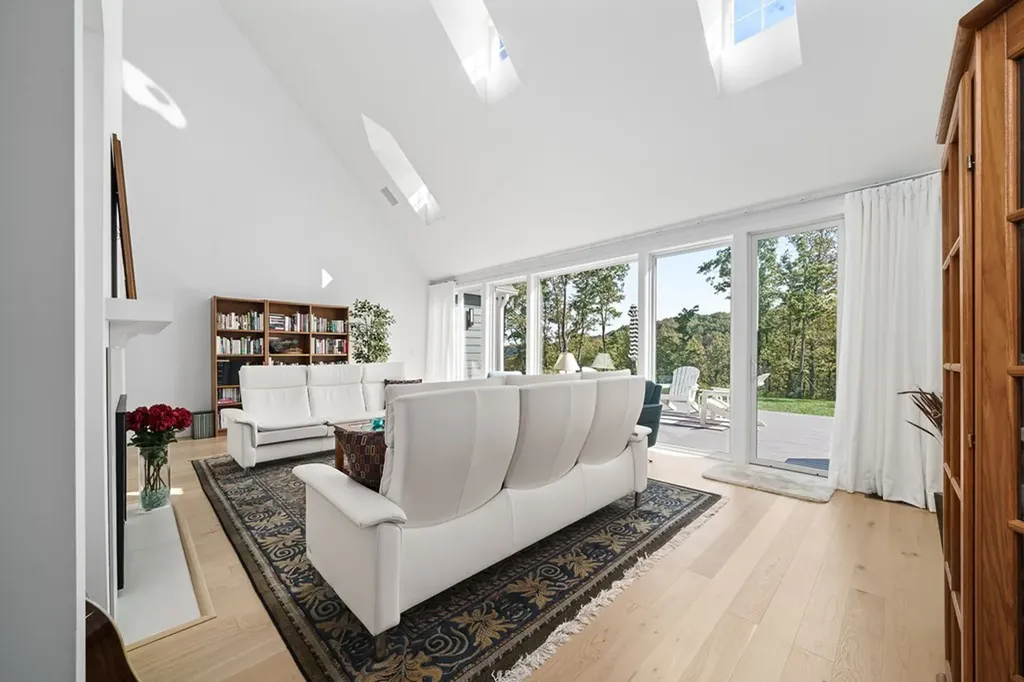 1499 Doe And Fawn Lane Crawford TN 38554