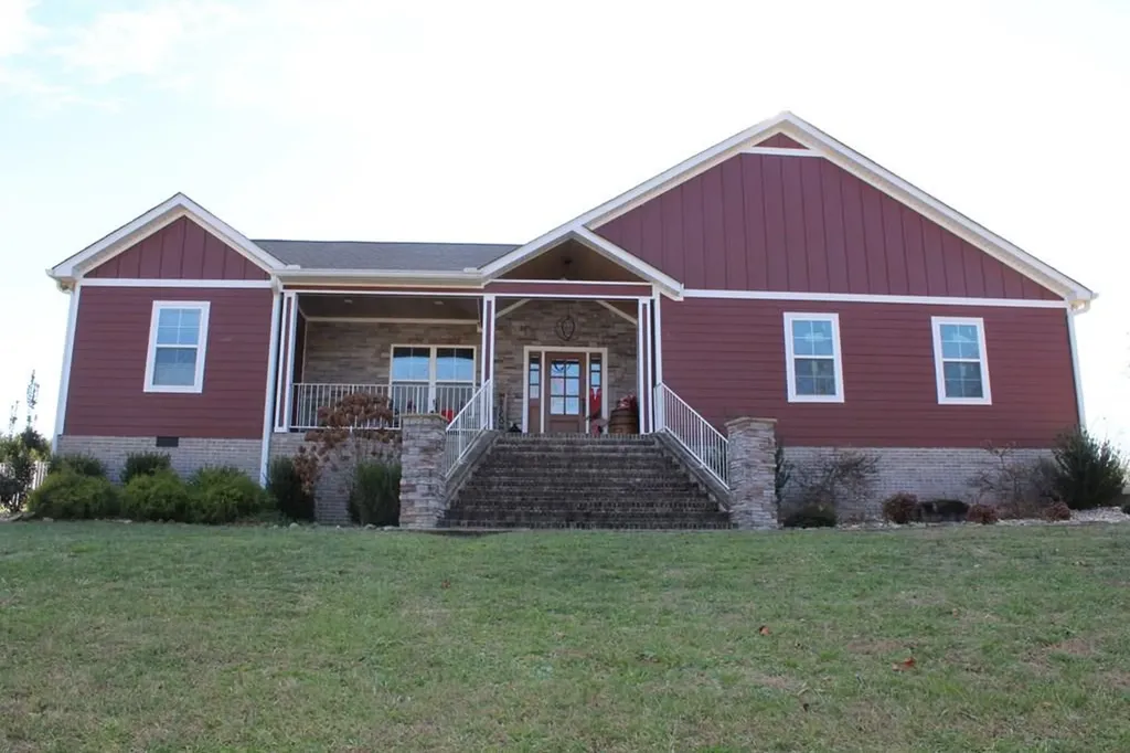 1700 Eagle Landing Drive Cookeville TN 38506