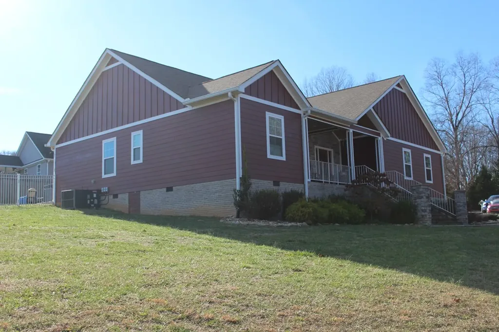 1700 Eagle Landing Drive Cookeville TN 38506
