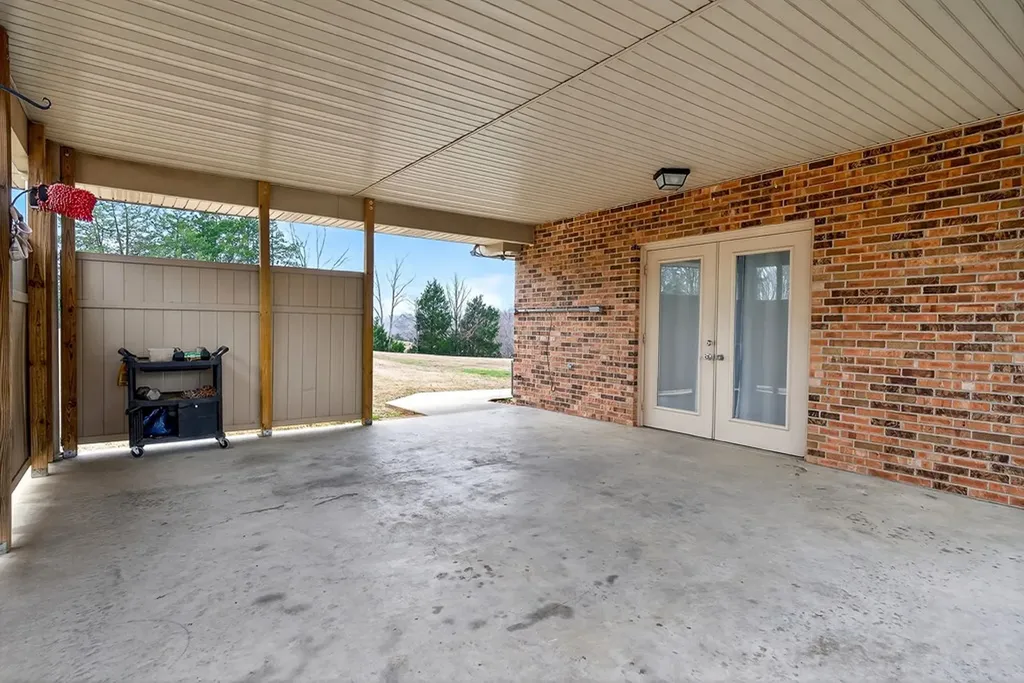 11640 Cookeville Boat Dock Road Baxter TN 38544