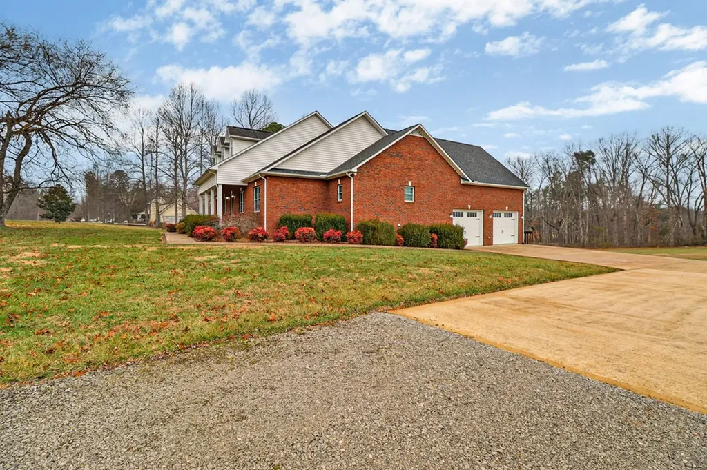 5424 Wilder Road Grimsley TN 38565