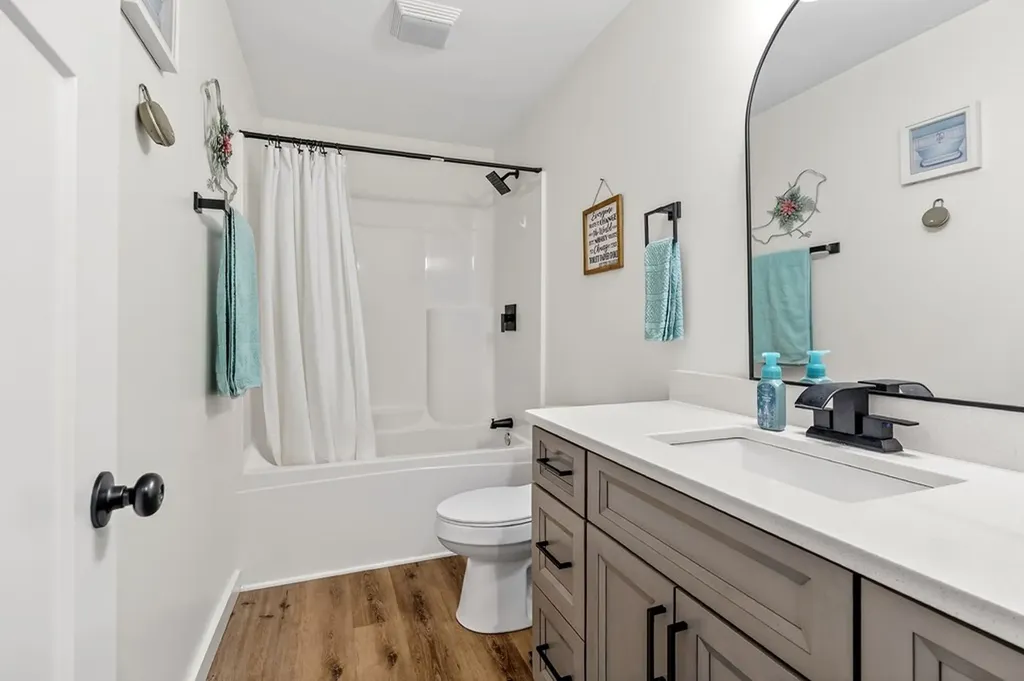 1004 North Spring Street Sparta TN 38583