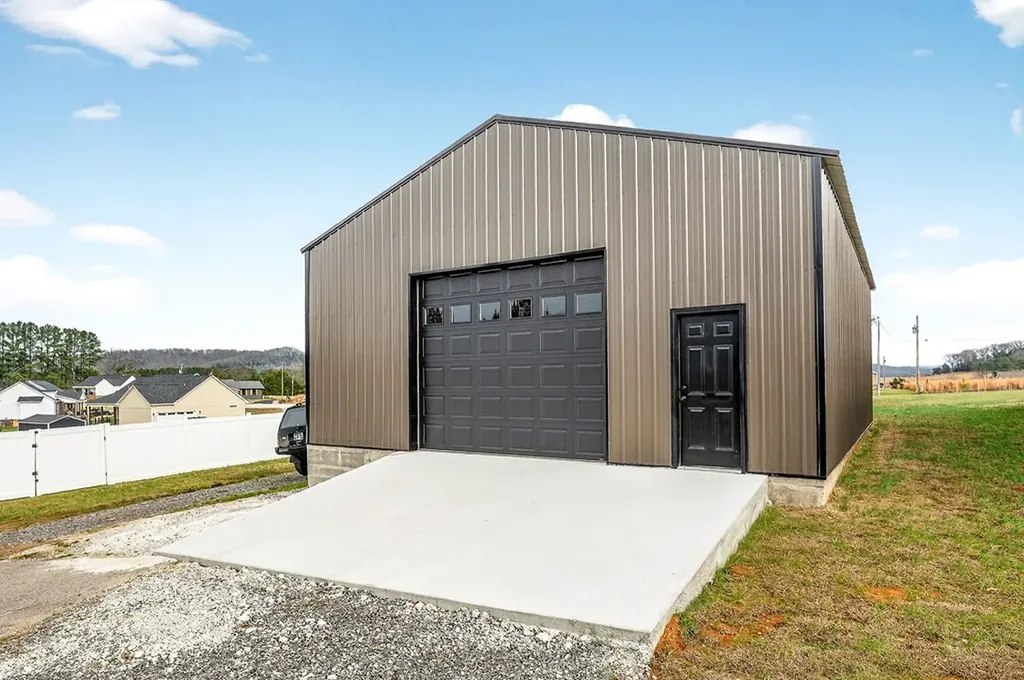 1004 North Spring Street Sparta TN 38583