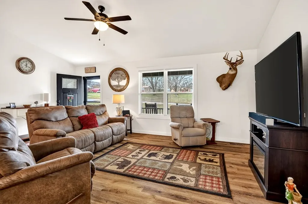 1004 North Spring Street Sparta TN 38583