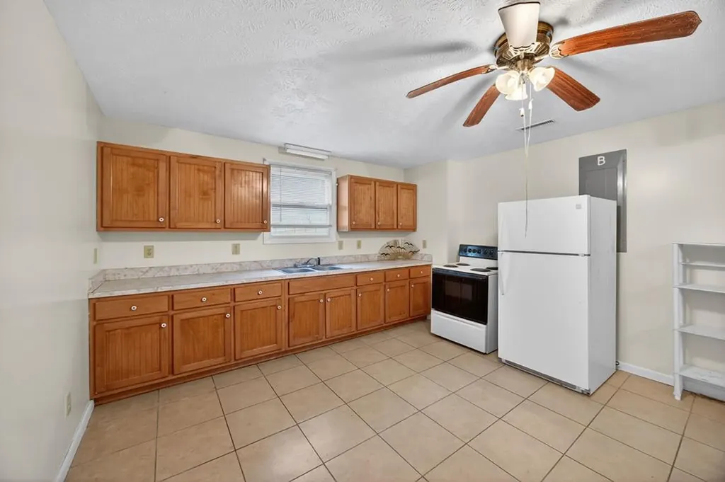 3614 Muddy Pond Road Monterey TN 38574