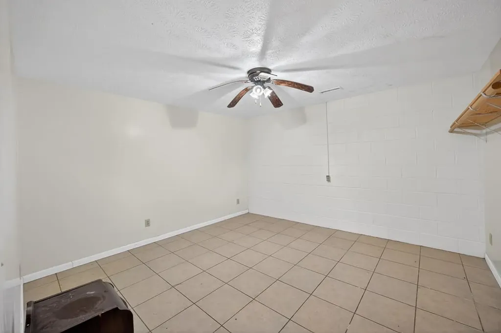 3614 Muddy Pond Road Monterey TN 38574