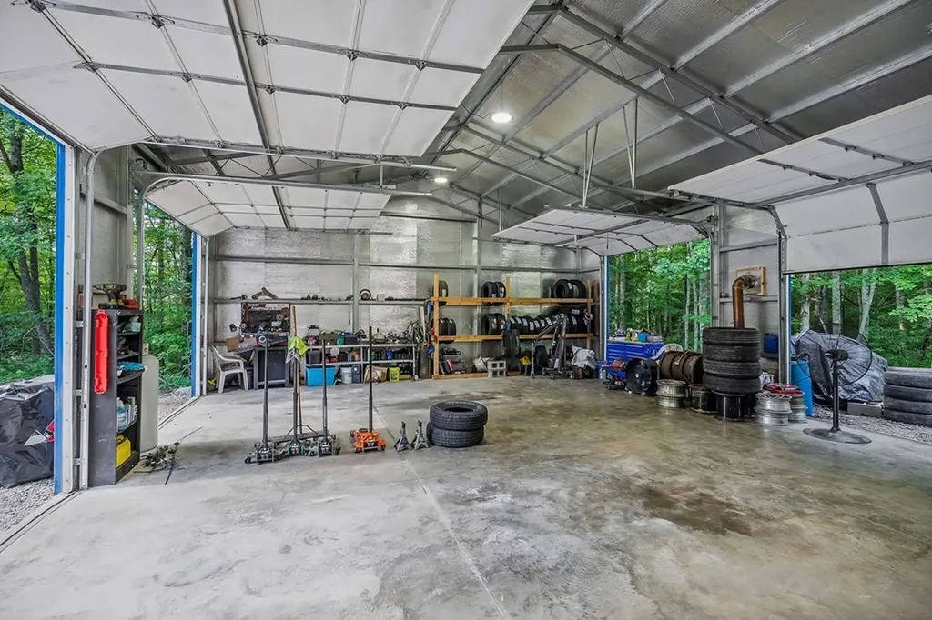 12281 Sr 111 Spencer TN 38585