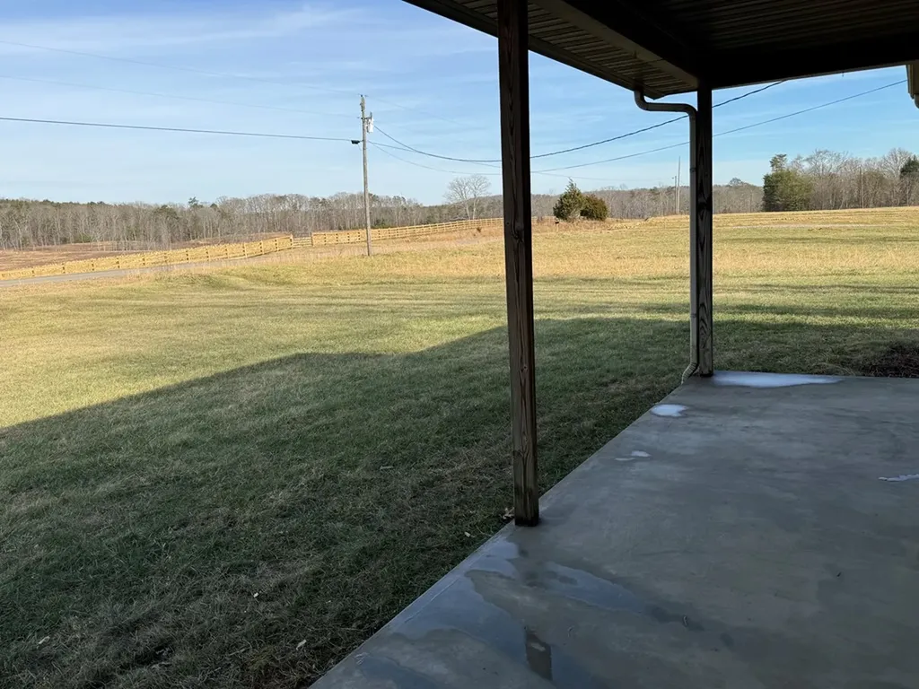 10612 Newton Road Crossville TN 38572