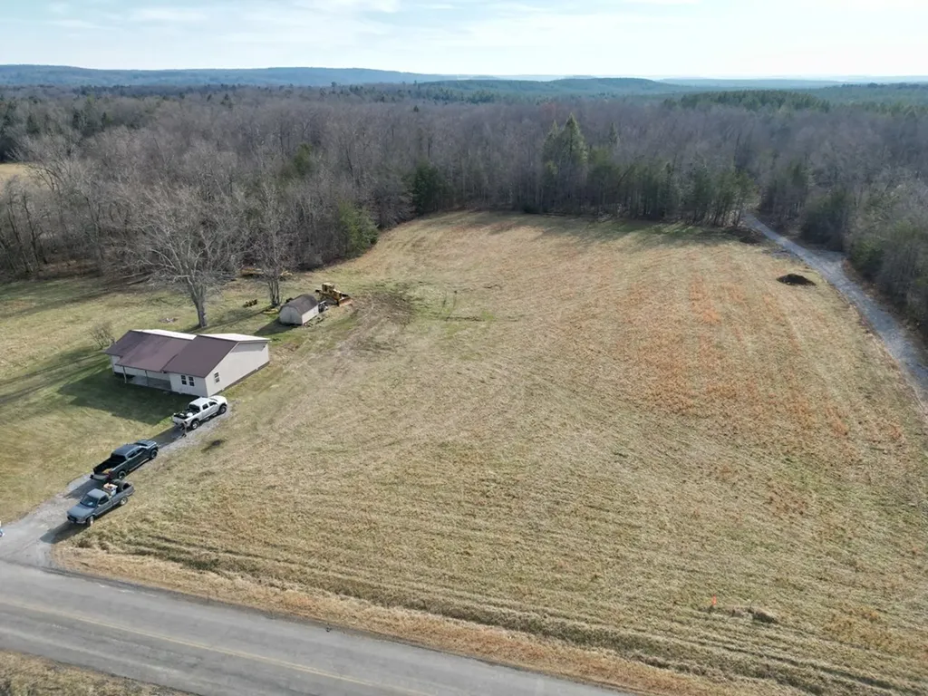 10612 Newton Road Crossville TN 38572