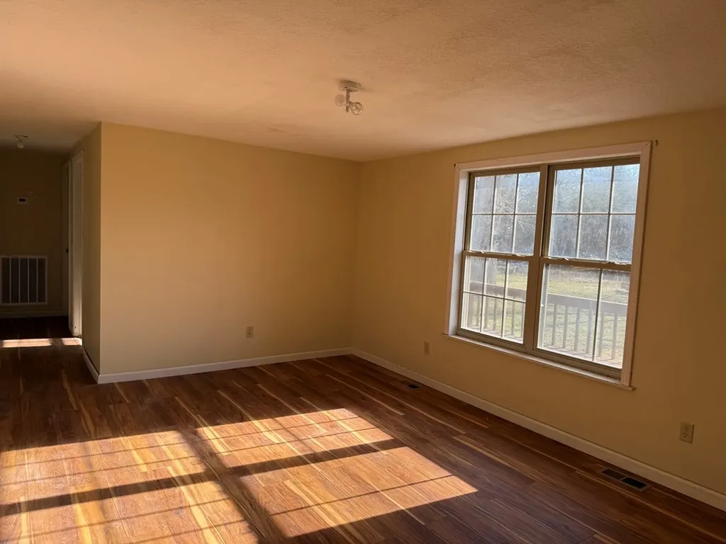 10612 Newton Road Crossville TN 38572