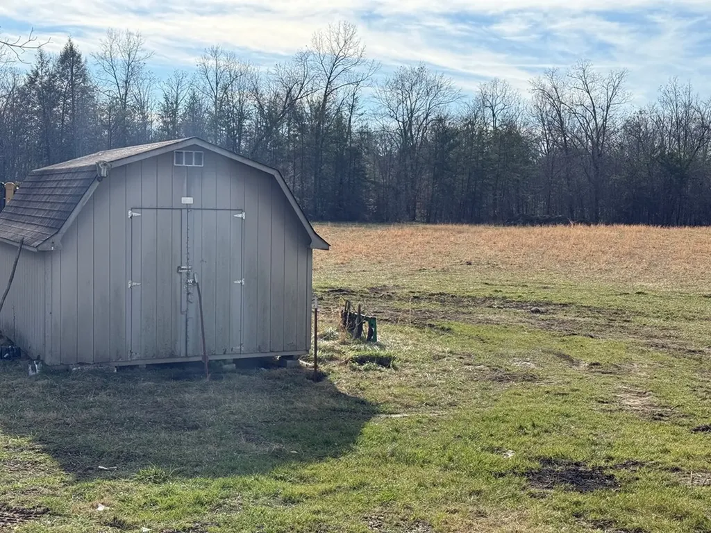 10612 Newton Road Crossville TN 38572