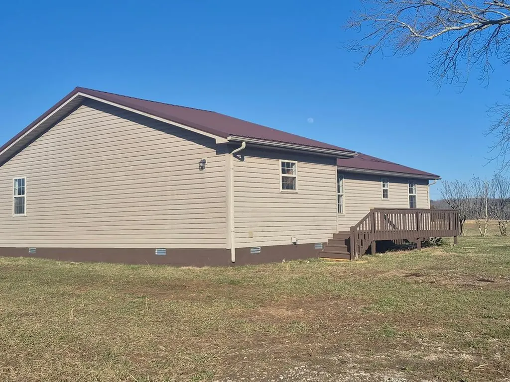 10612 Newton Road Crossville TN 38572