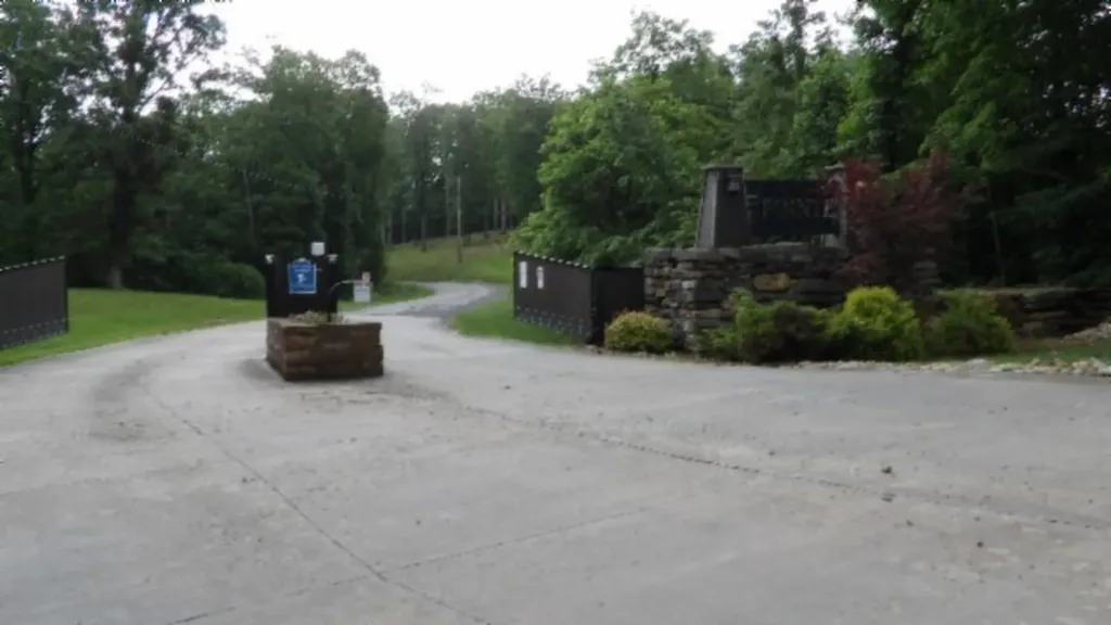 Lot 17d Crappie Lane Hilham TN 38562