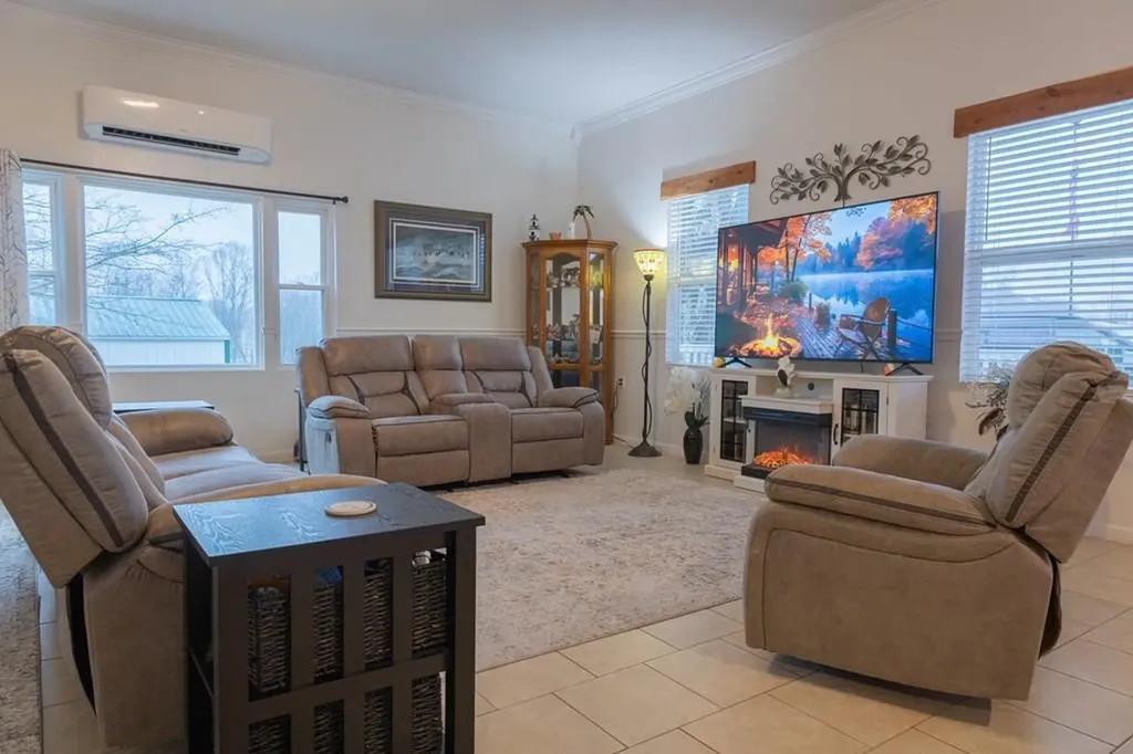 6760 Smithville Highway Sparta TN 38583