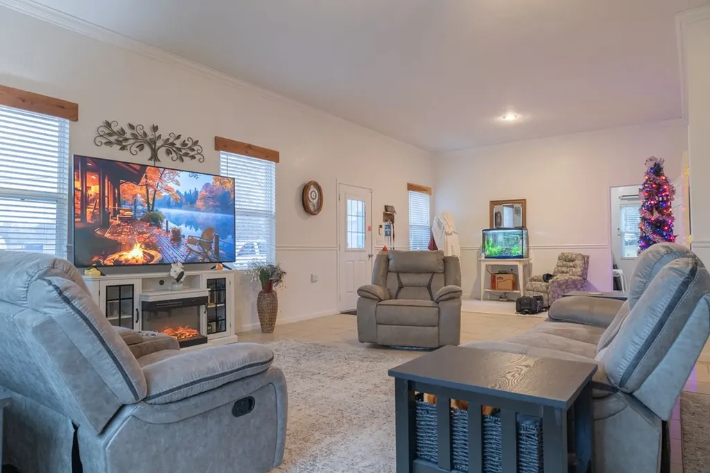 6760 Smithville Highway Sparta TN 38583