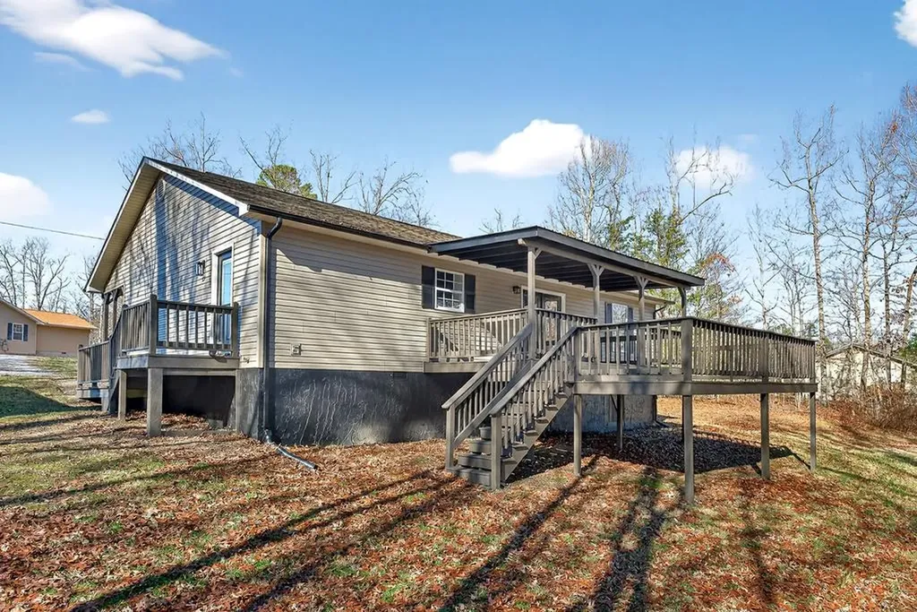 208 Frontier Drive Grimsley TN 38565