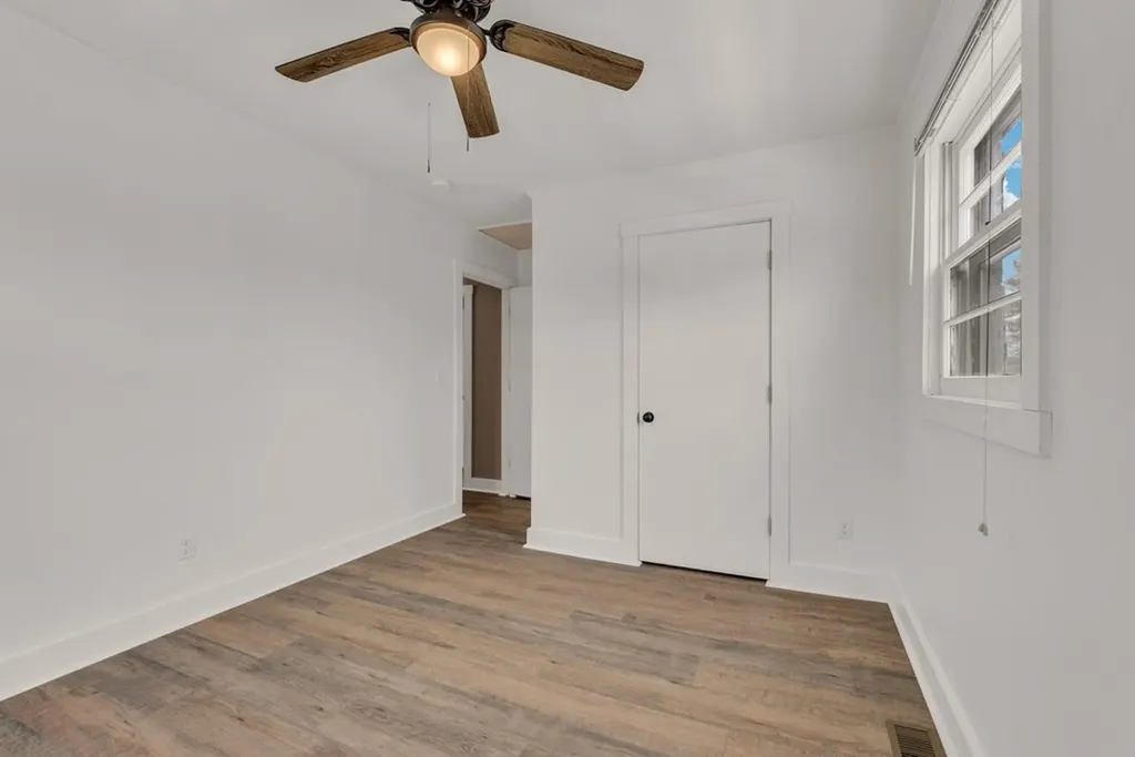 607 W 4th Street Livingston TN 38570