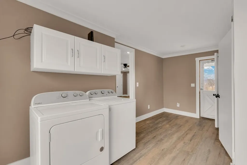 607 W 4th Street Livingston TN 38570