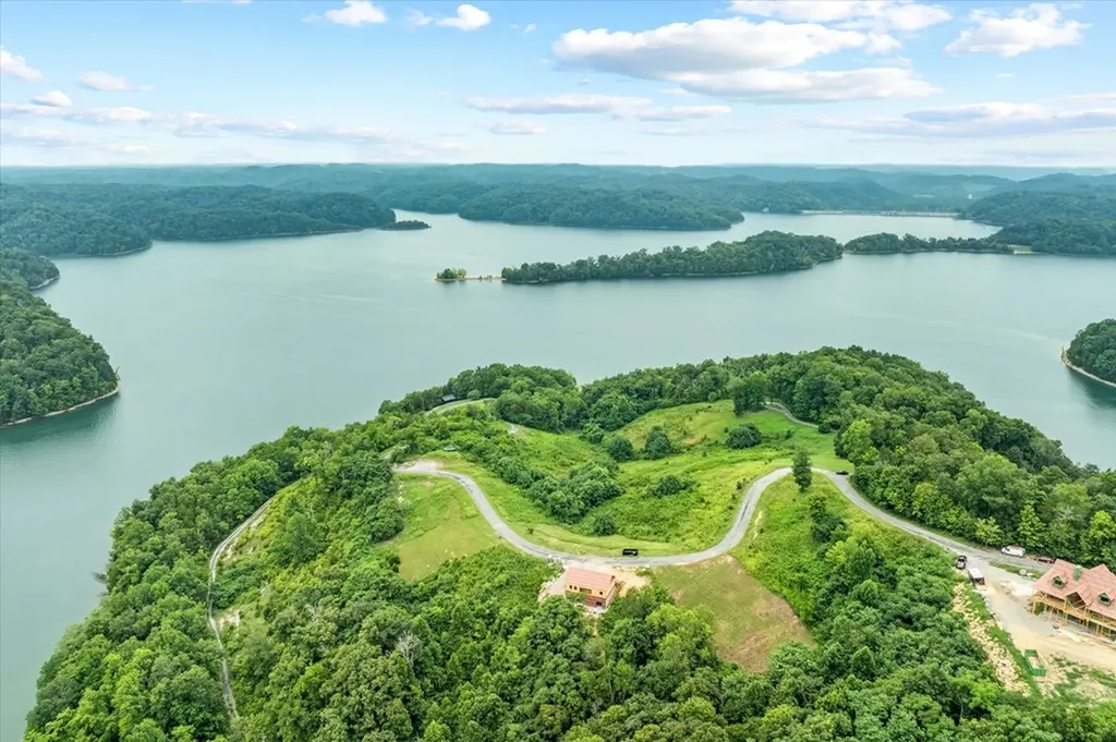 Lot 68b Bald Eagle Lane Hilham TN 38568