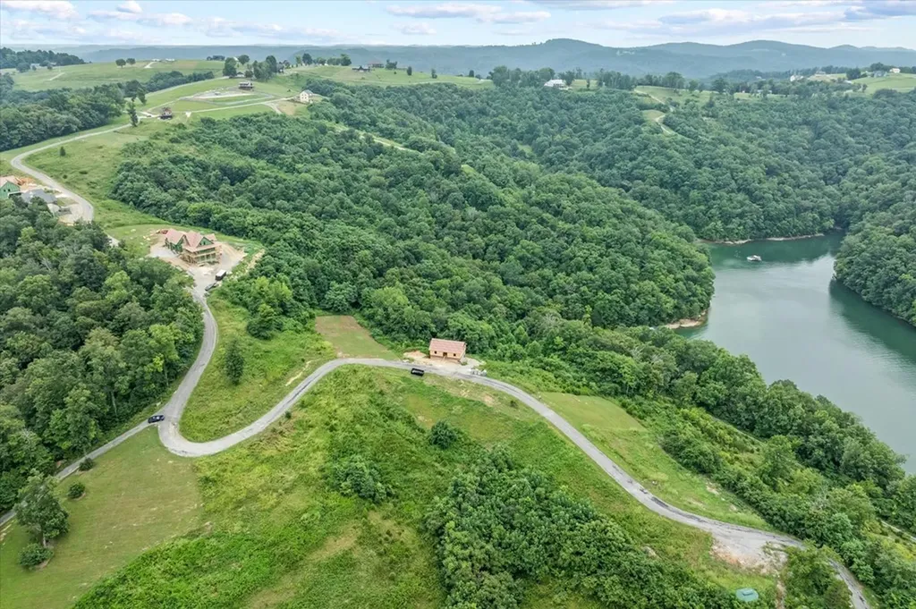 Lot 68b Bald Eagle Lane Hilham TN 38568
