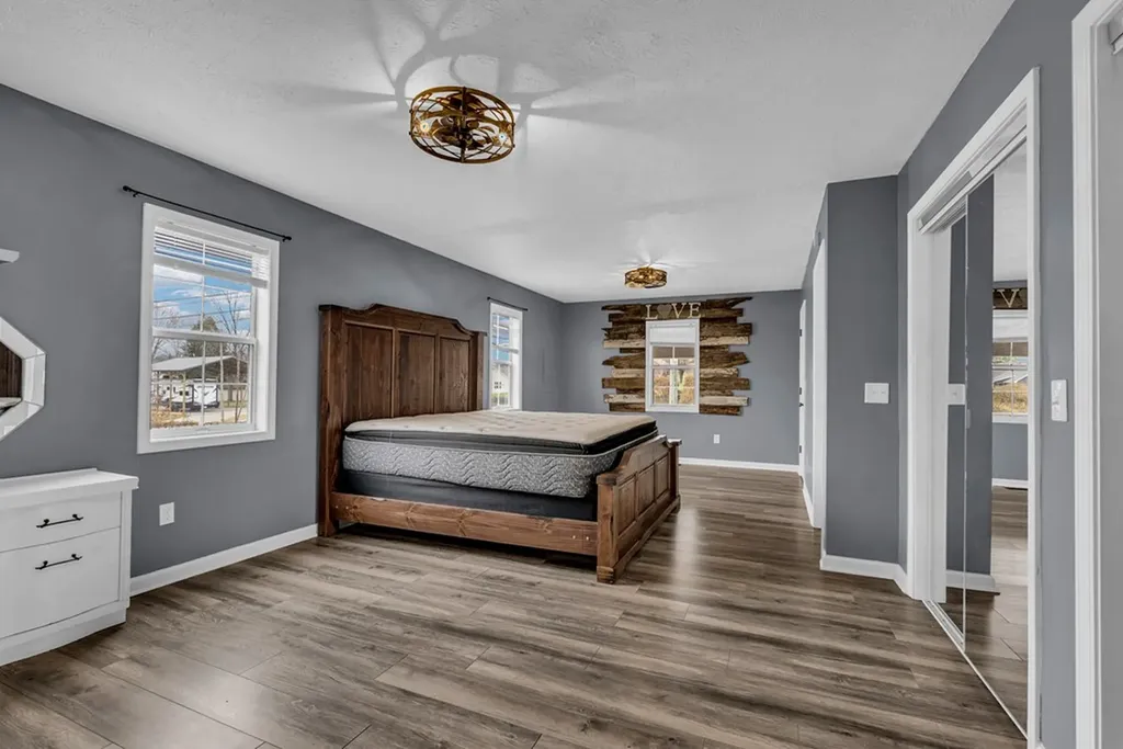 425 S Young Street Sparta TN 38583