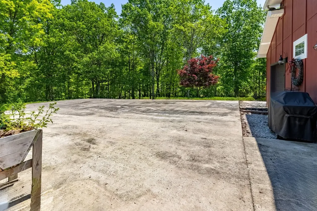 171 Fieldstone Lane Pikeville TN 37367