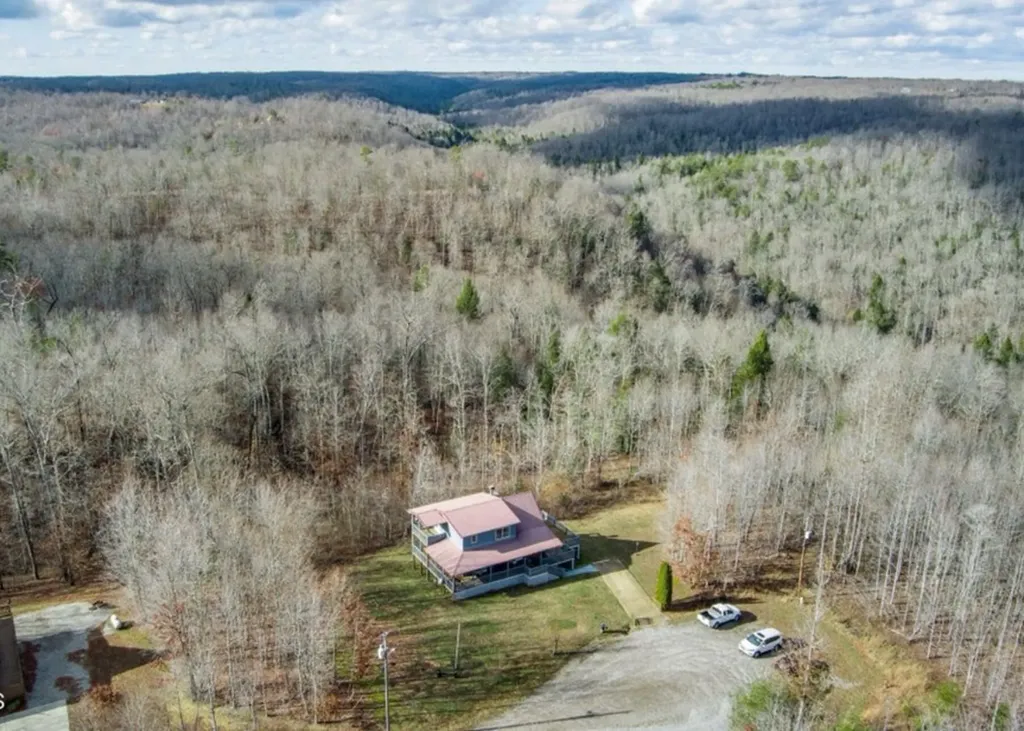 50145 Buckeye Lane Crawford TN 38554