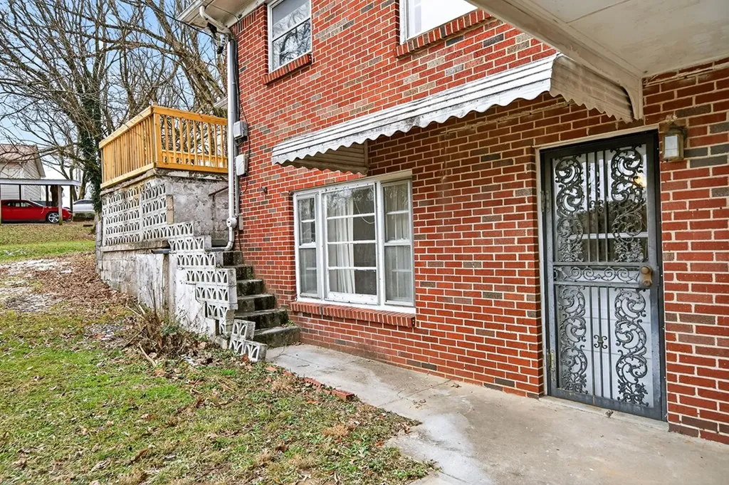 281 Dixie Plaza Cookeville TN 38501