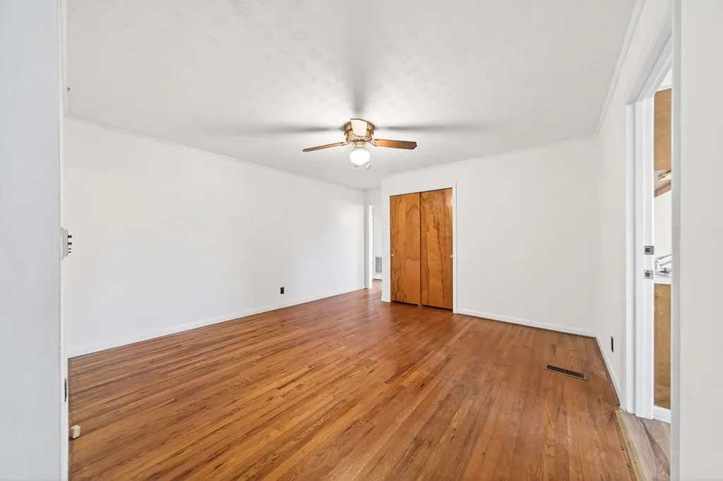 281 Dixie Plaza Cookeville TN 38501