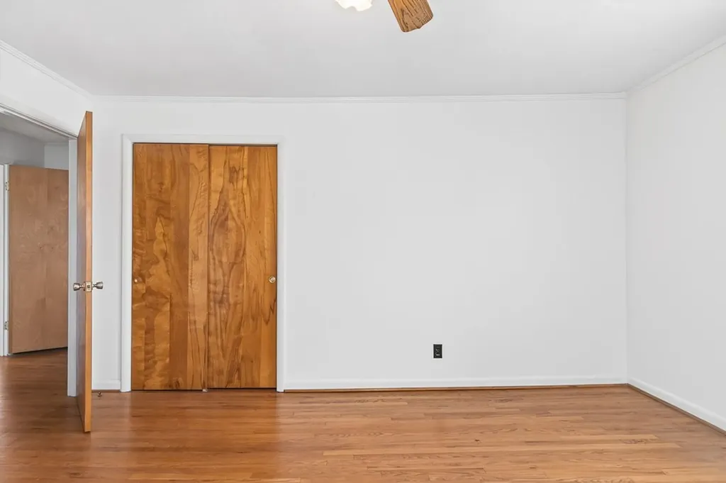 281 Dixie Plaza Cookeville TN 38501