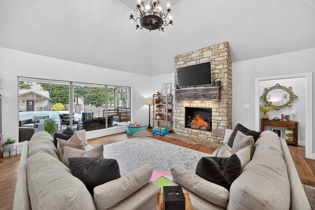 141 Southwood Road Livingston TN 38570