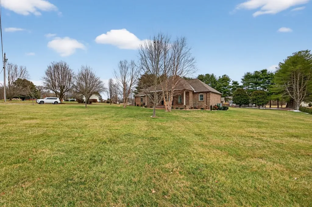 141 Southwood Road Livingston TN 38570